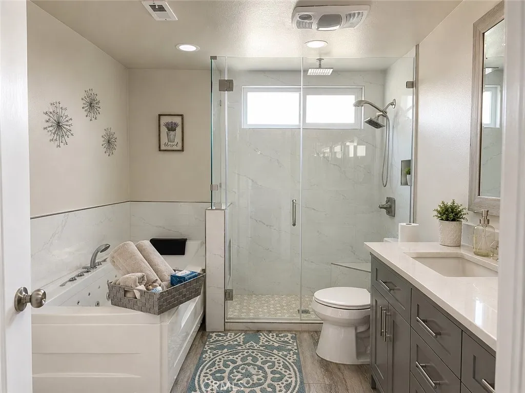 Primary Bath with Jetted Tub