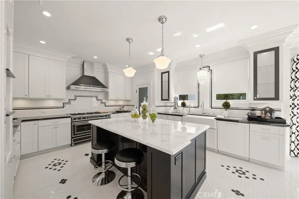Downstairs kitchen