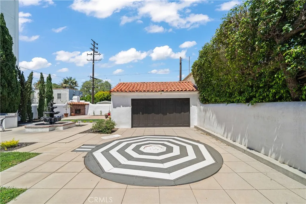 3.5 car garage