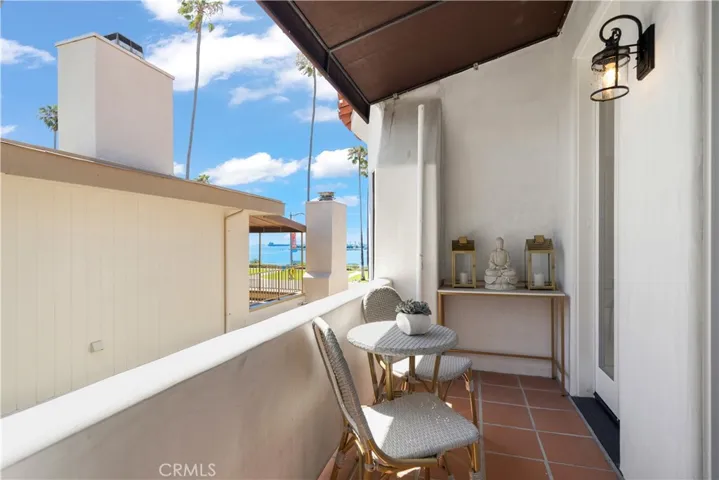Balcony off kitchen
