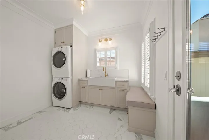 Upstairs Laundry