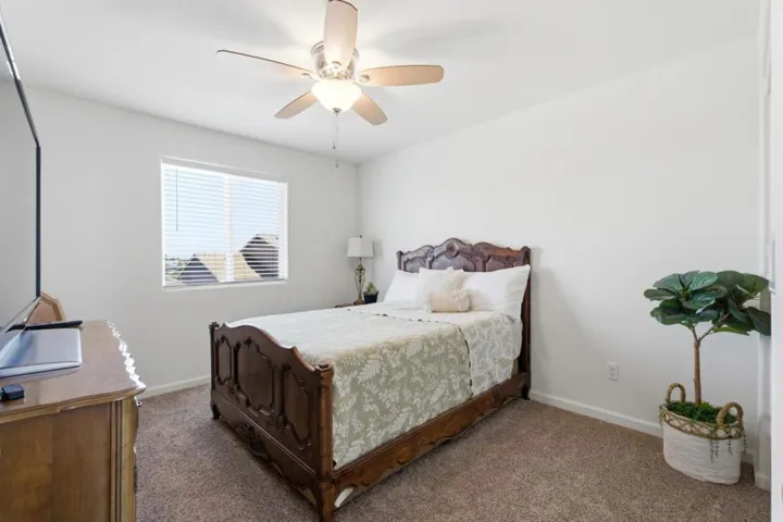 1381 Riverbank Drive, Madera, California 93637