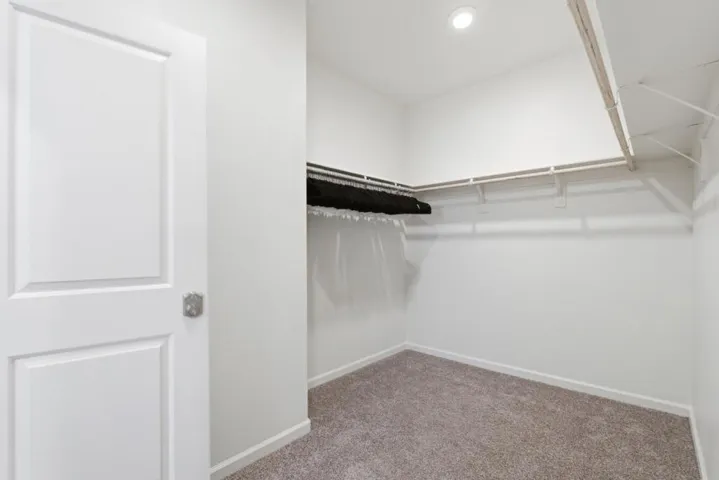 1381 Riverbank Drive, Madera, California 93637