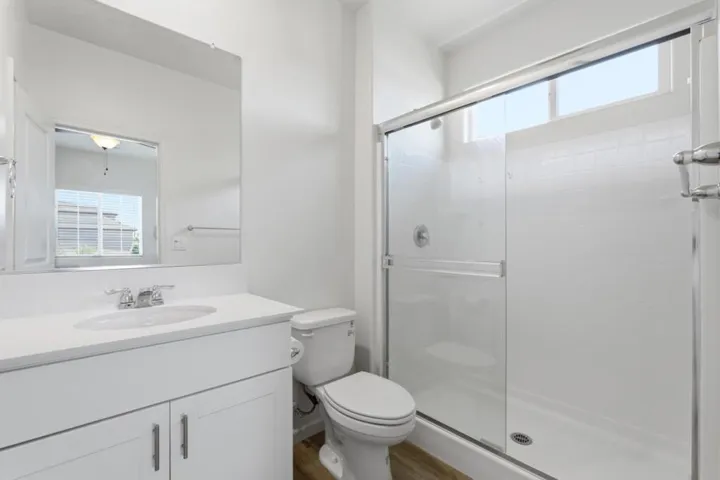1381 Riverbank Drive, Madera, California 93637