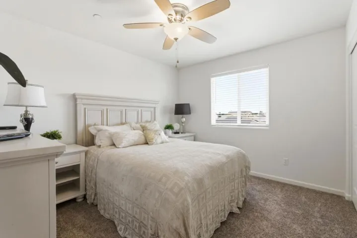 1381 Riverbank Drive, Madera, California 93637