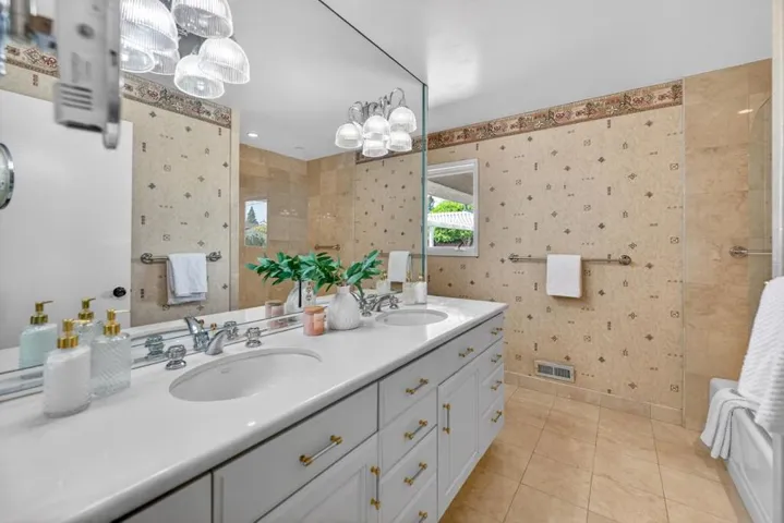 1355 Robsheal Drive, San Jose, California 95125