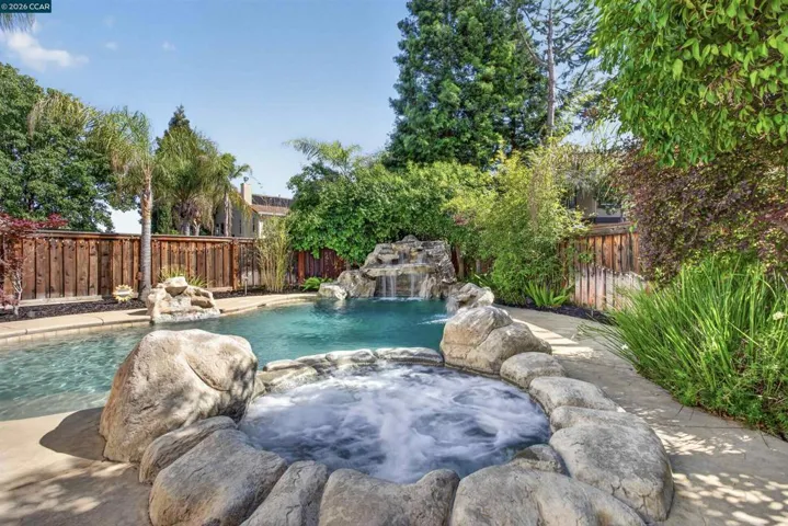858 Lindrick Ct, Brentwood, California 94513