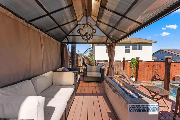 10253 Paseo Park, Lakeside, California 92040