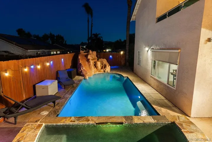 10253 Paseo Park, Lakeside, California 92040