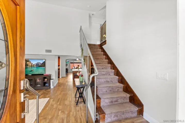10253 Paseo Park, Lakeside, California 92040