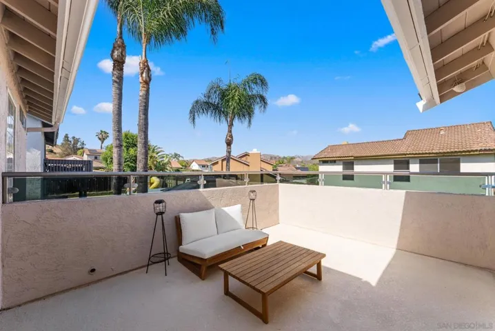 10253 Paseo Park, Lakeside, California 92040