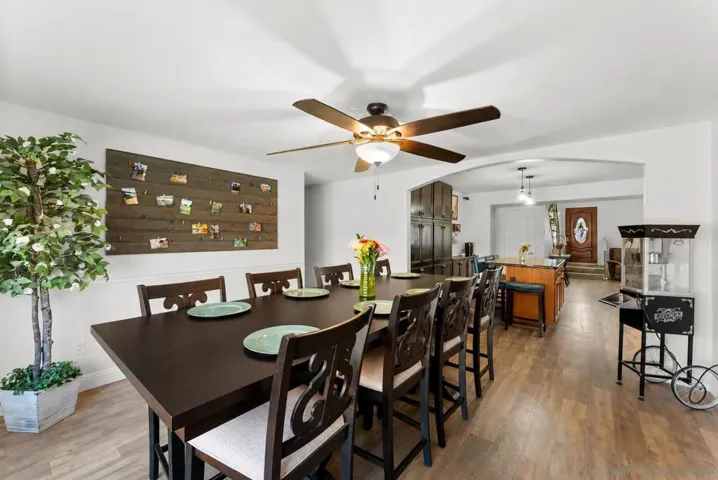 10253 Paseo Park, Lakeside, California 92040