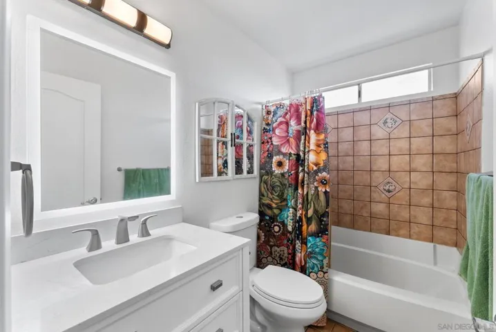 10253 Paseo Park, Lakeside, California 92040