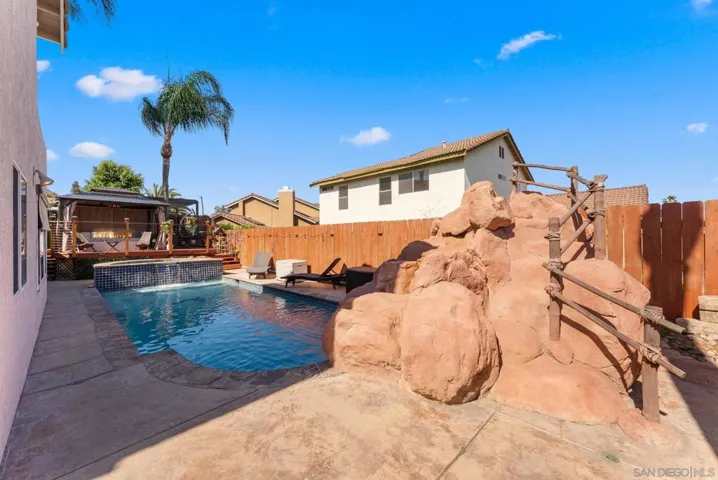 10253 Paseo Park, Lakeside, California 92040