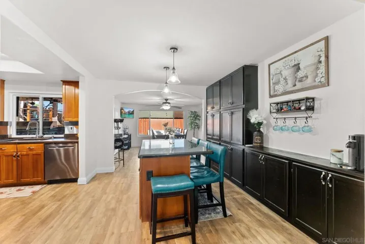 10253 Paseo Park, Lakeside, California 92040