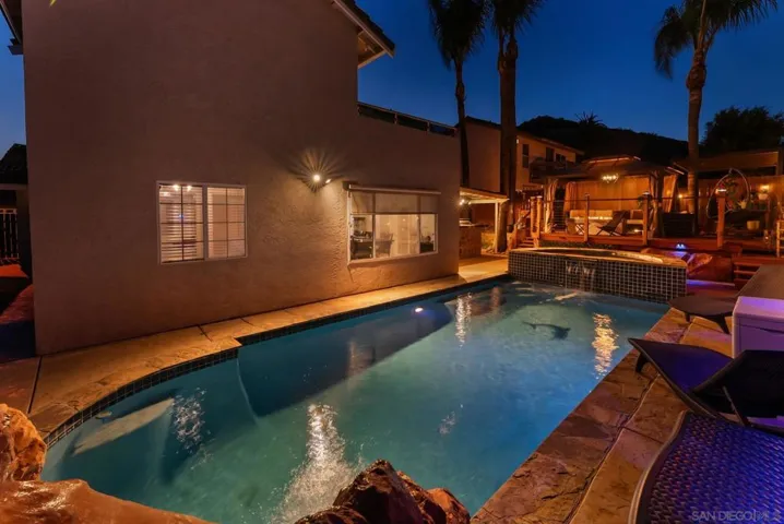 10253 Paseo Park, Lakeside, California 92040
