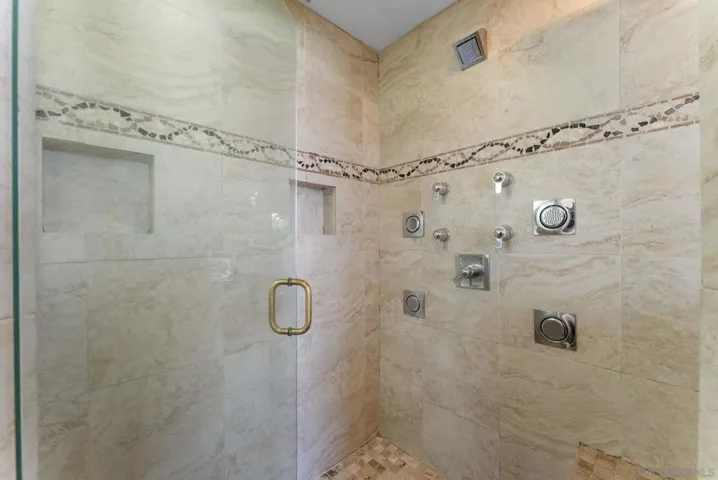10253 Paseo Park, Lakeside, California 92040