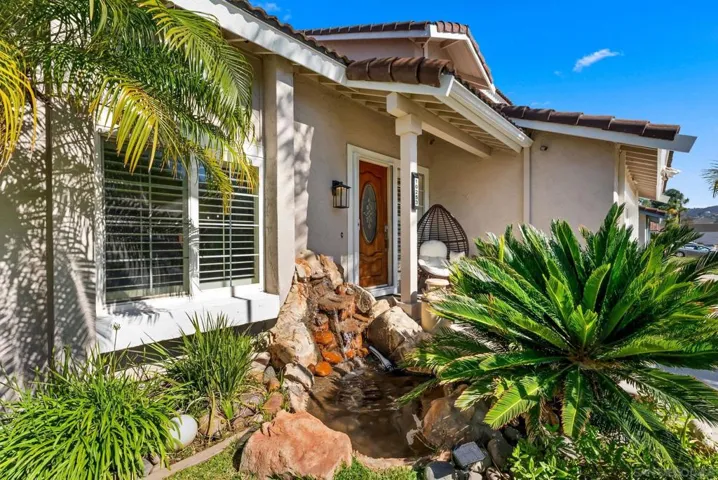 10253 Paseo Park, Lakeside, California 92040