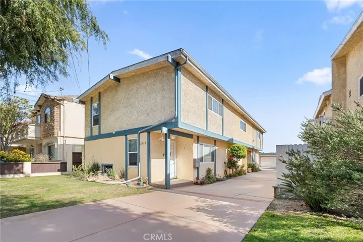 2414 Grant Avenue, Redondo Beach, California 90278