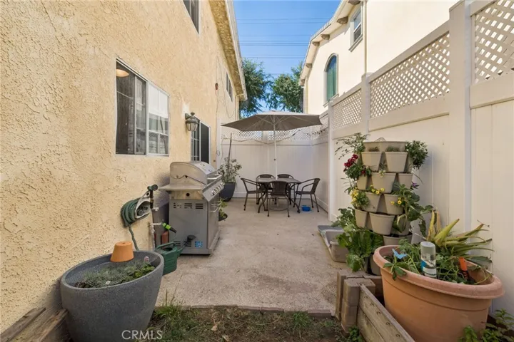 2414 Grant Avenue, Redondo Beach, California 90278