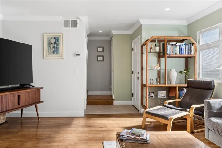 2414 Grant Avenue, Redondo Beach, California 90278