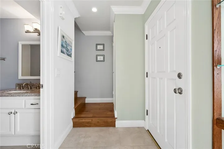 2414 Grant Avenue, Redondo Beach, California 90278