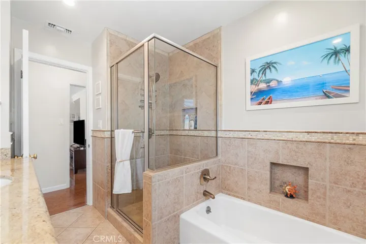 2nd Bathroom