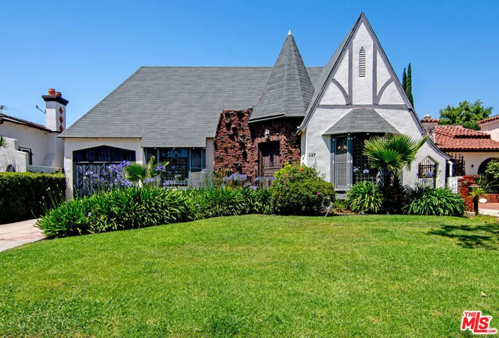 137 N Poinsettia Place, Los Angeles, California 90036