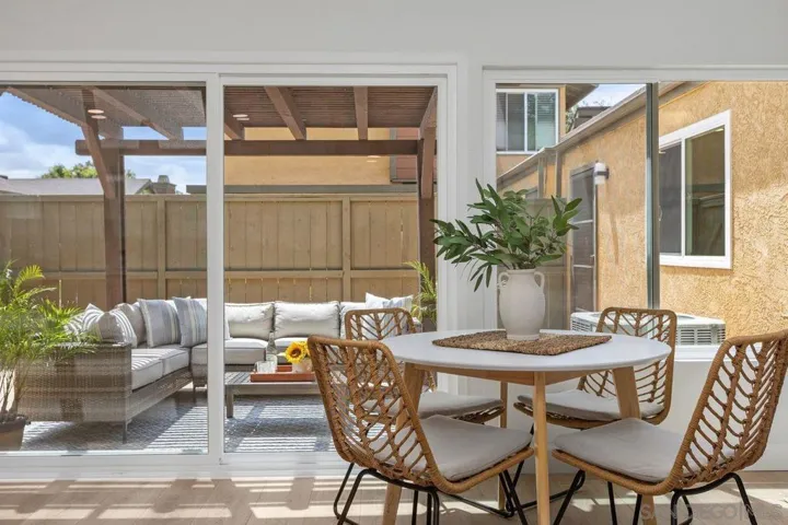 10539 Caminito Glenellen, San Diego, California 92126