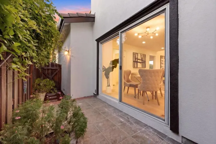 401 Carroll Street, Sunnyvale, California 94086