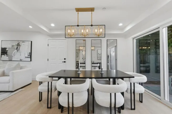 401 Carroll Street, Sunnyvale, California 94086