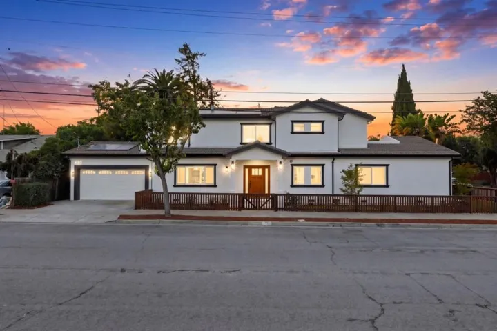 401 Carroll Street, Sunnyvale, California 94086