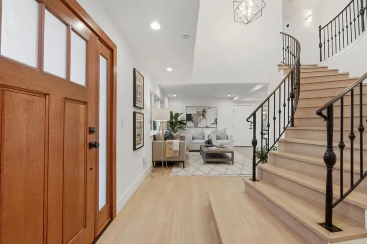 401 Carroll Street, Sunnyvale, California 94086