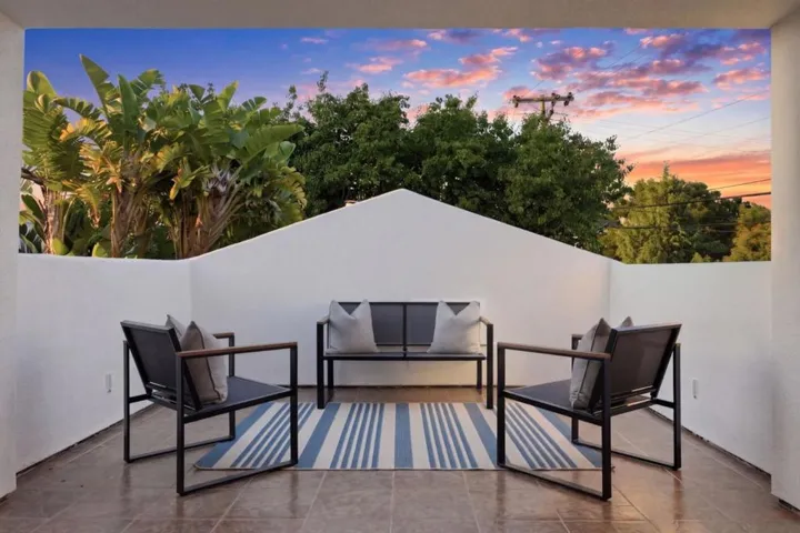 401 Carroll Street, Sunnyvale, California 94086