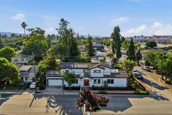 401 Carroll Street, Sunnyvale, California 94086