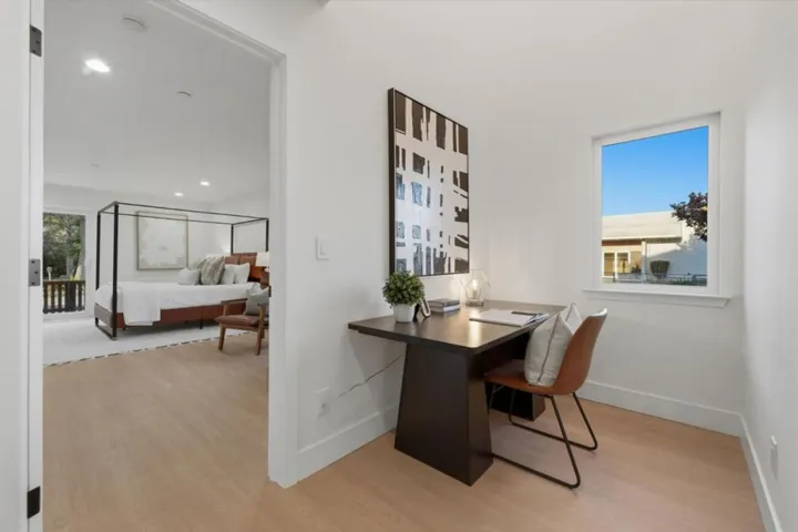 401 Carroll Street, Sunnyvale, California 94086