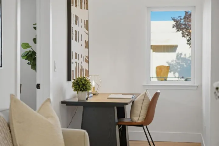 401 Carroll Street, Sunnyvale, California 94086