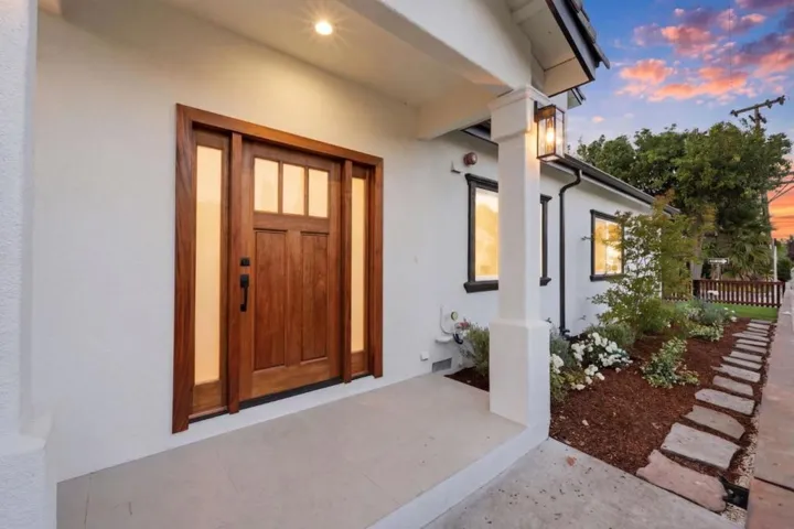 401 Carroll Street, Sunnyvale, California 94086