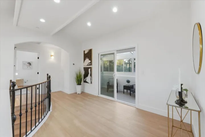 401 Carroll Street, Sunnyvale, California 94086