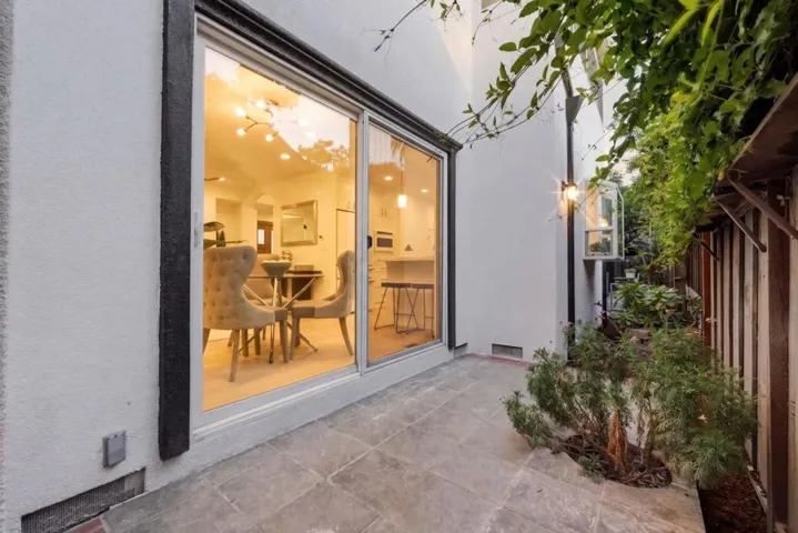 401 Carroll Street, Sunnyvale, California 94086