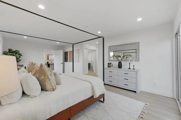 401 Carroll Street, Sunnyvale, California 94086