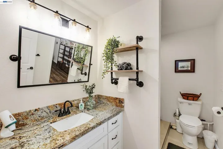 1932 College Ave, Livermore, California 94550