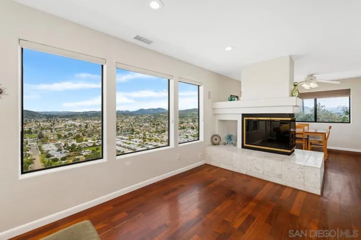 1216 Merritt Dr, El Cajon, California 92020