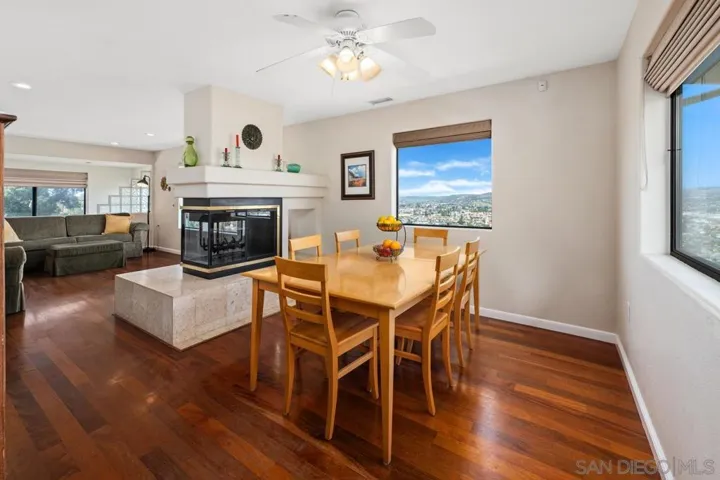1216 Merritt Dr, El Cajon, California 92020