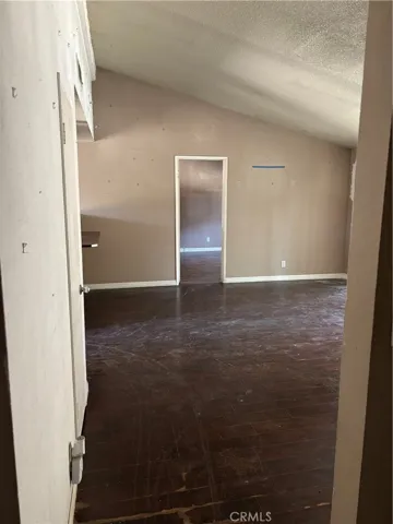 18716 Oakmoor, Canyon Country, California 91351