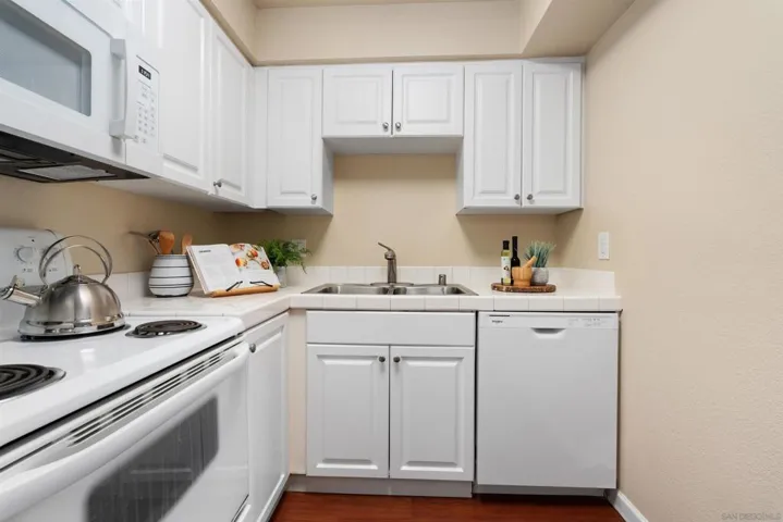 6955 Alvarado Rd 70, San Diego, California 92120