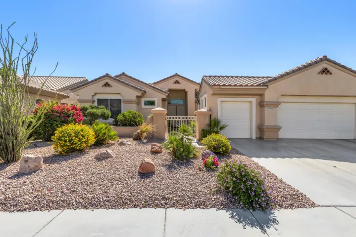 37616 Pineknoll (60)