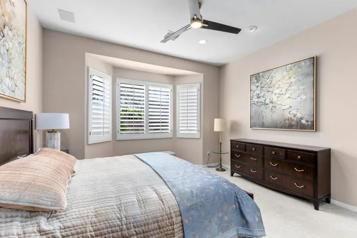 37616 Pineknoll (18)