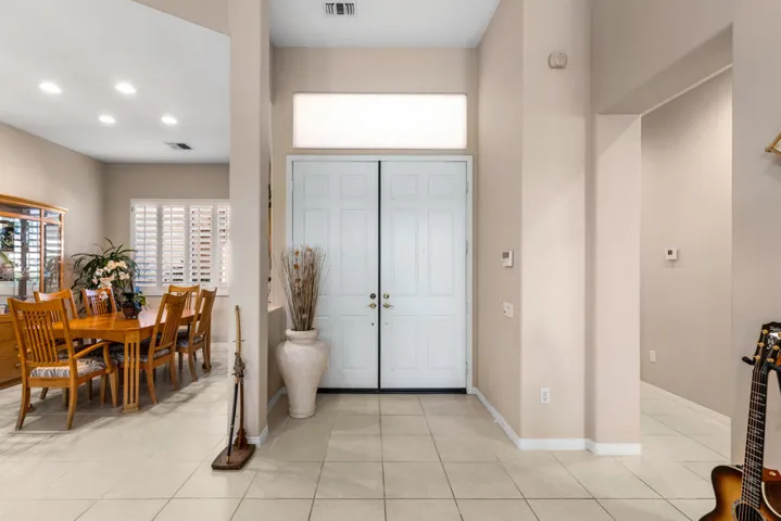 37616 Pineknoll (14)