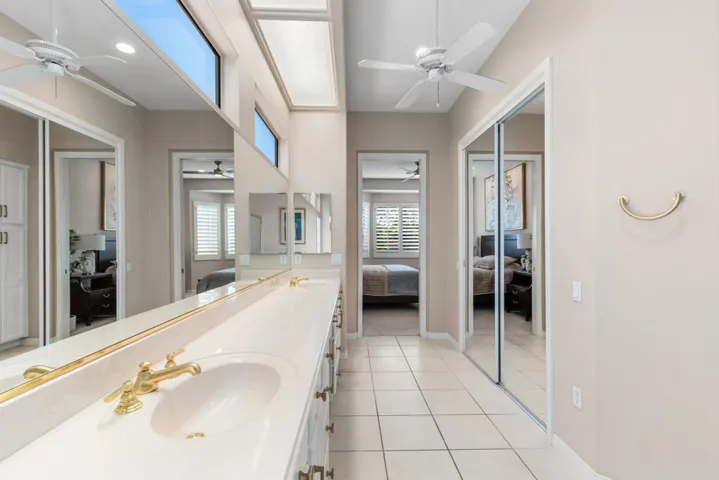 37616 Pineknoll (21)